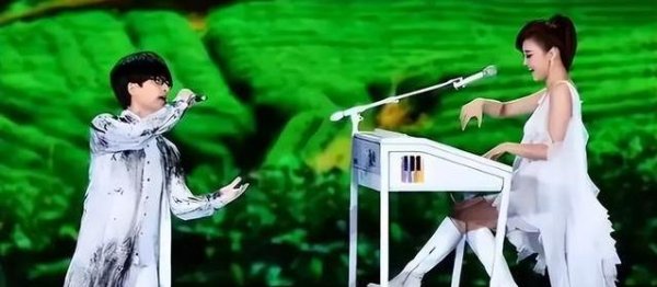 百盛证券 离婚六年隐退娱乐圈，44岁王小海选择普通生活，你怎么看？