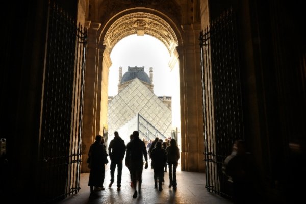 优配速至 检方公布卢浮宫劫案嫌犯抓捕情况！称知情者披露信息影响调查